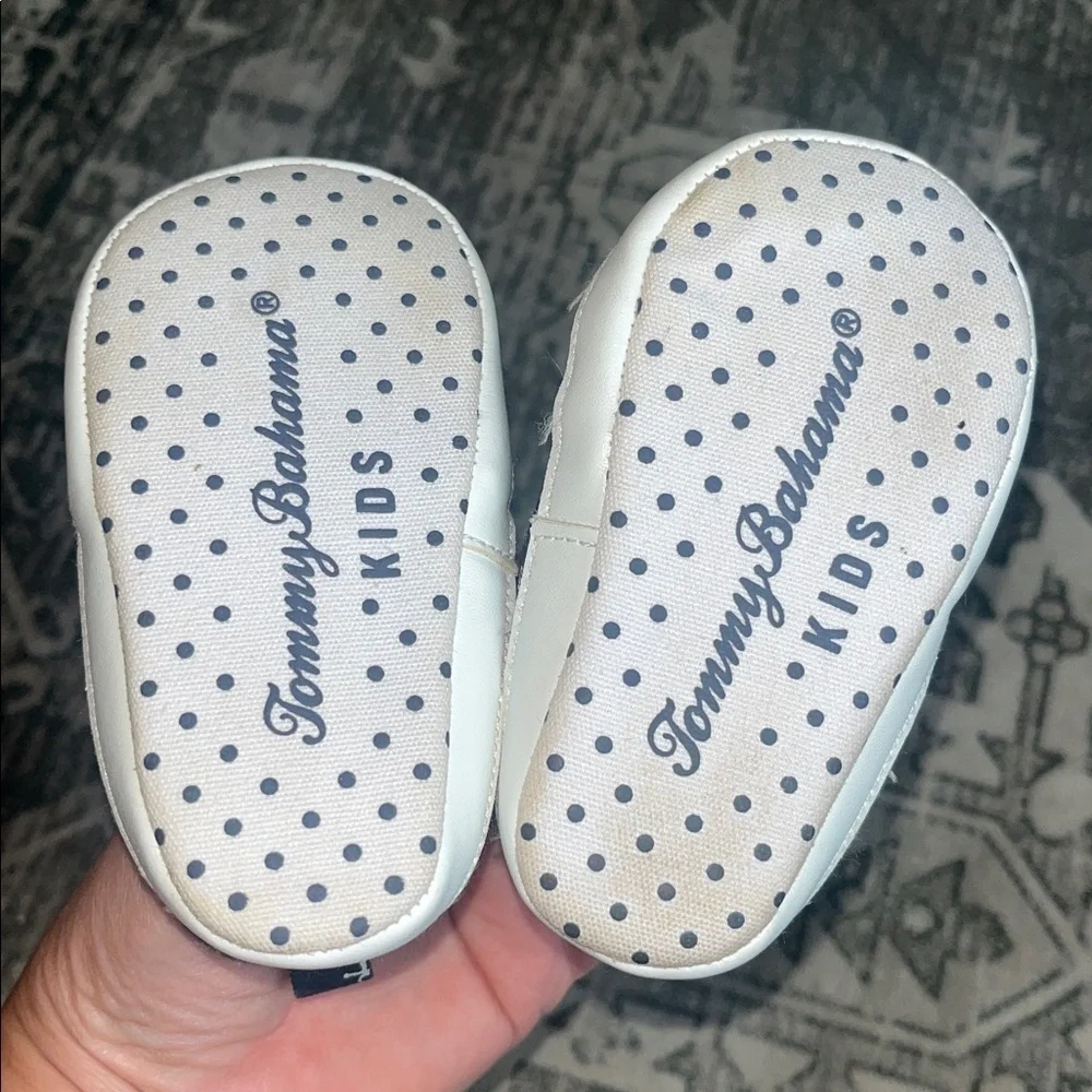 Tommy Bahama baby Navy Anchor Print Kids Shoes size 6-12 months